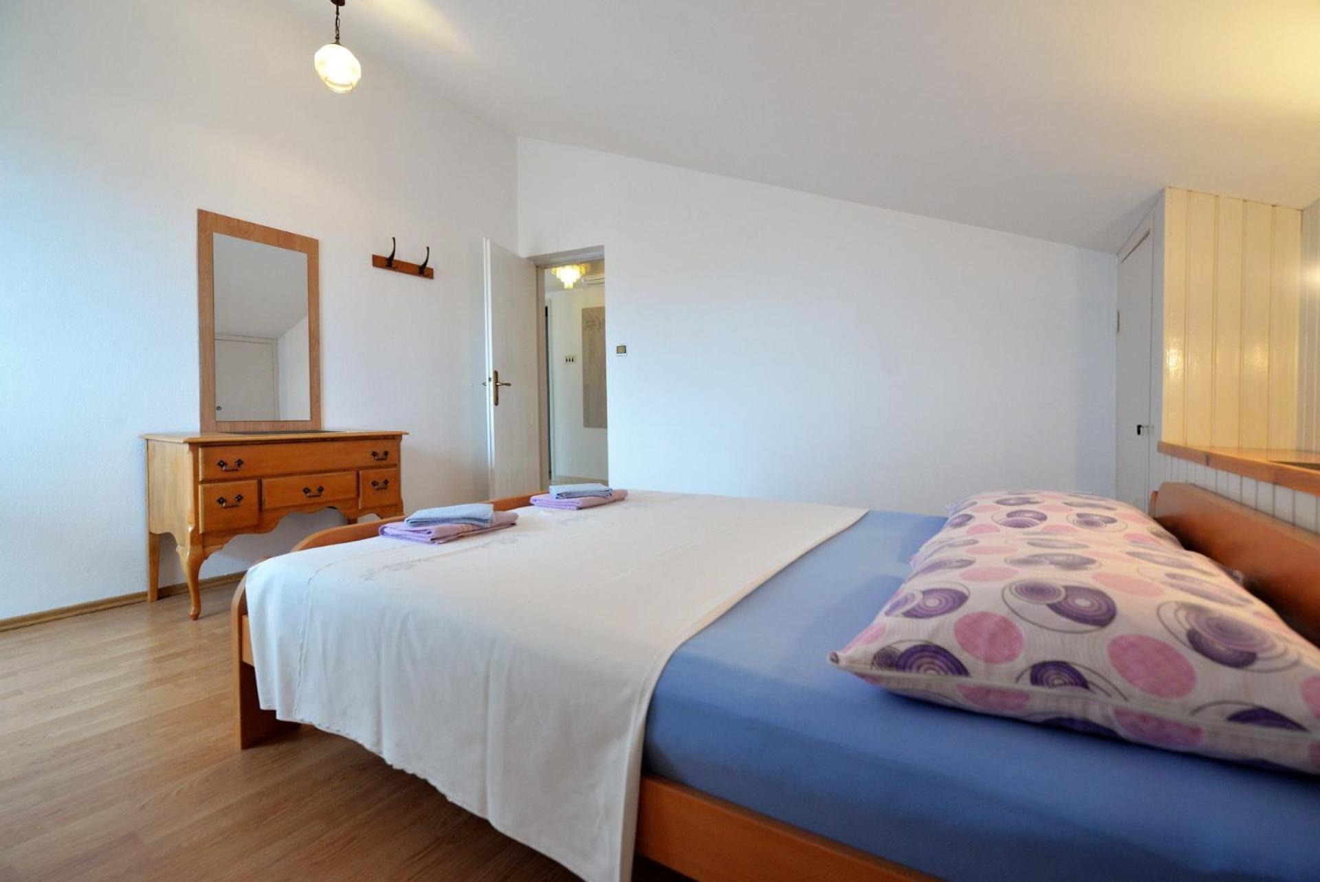 Apartments Viola Betina  Rum bild